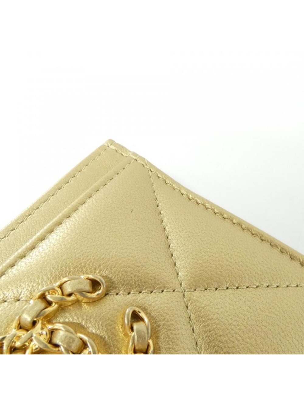 Chanel 19 Line Card Case - Picture 3 of 5